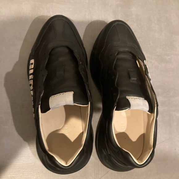 Men’s Gucci sneakers - Picture 2 of 7